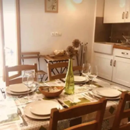 Cosy And Bright Apt In The Heart Of Agde