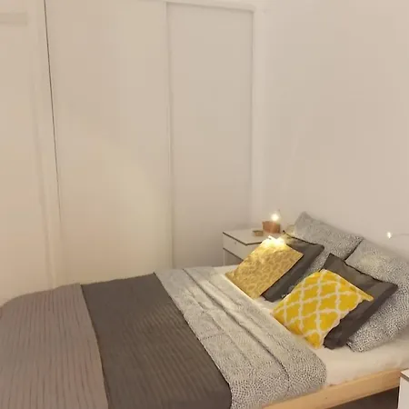 Cosy And Bright Apt In The Heart Of Agde Agde