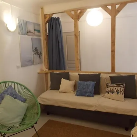 Cosy And Bright Apt In The Heart Of Agde